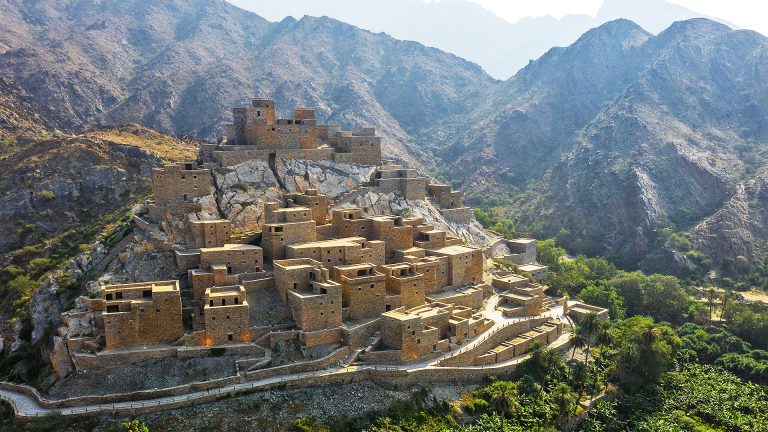 EQEG3ijL-al-baha-saudi-arabia.jpg