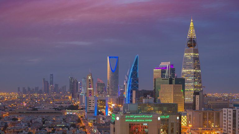 1200px-Riyadh_Skyline.jpg