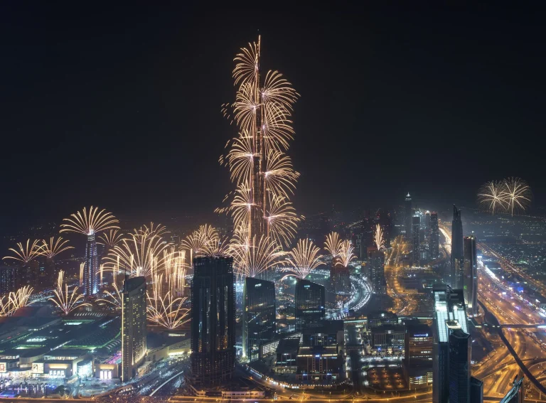 NYE-dubai-united-arab-emirates-at-night.webp