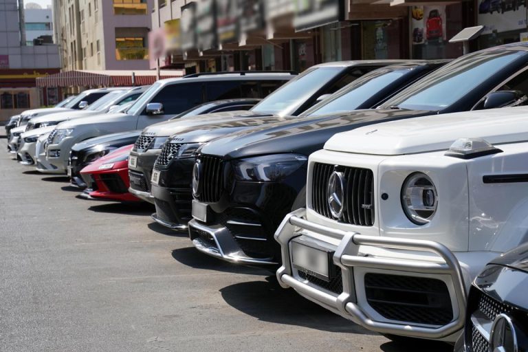 Dubais-car-rental.jpg
