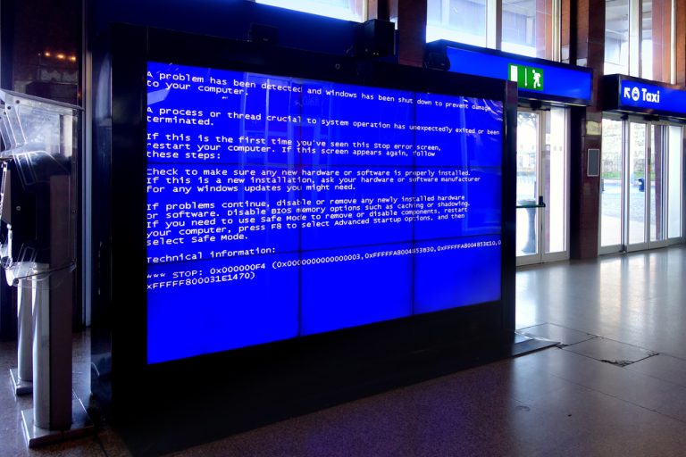 Blue-screen-of-death.jpg