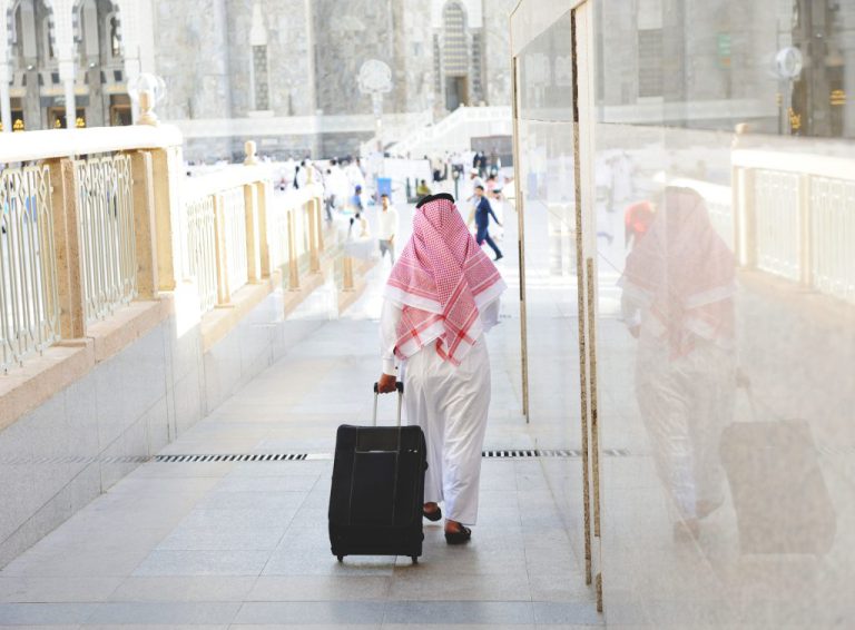 umrah-essentials-and-travel-bag-components.jpg