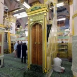 അശ്ലീല ഫോട്ടോകളും വീഡിയോകളും  കണ്ടെത്തിയാൽ അഞ്ചു വർഷം വരെ തടവും 30 ലക്ഷം സൗദി റിയാൽ വരെ പിഴയും