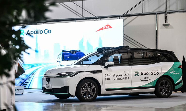 gulfnews_2026-01-08_okrjcpot_Apollo-Go-taxi.jpeg
