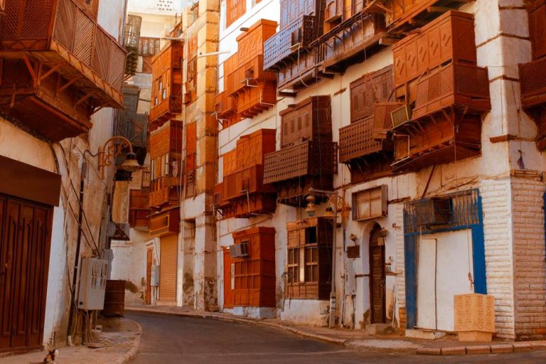 historic_houses_of_al_balad_jeddah.jpg