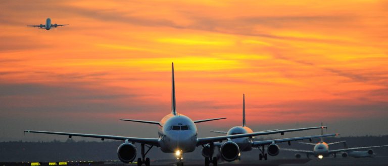 sonnenuntergang_sonnenaufgang_flugzeug.jpg