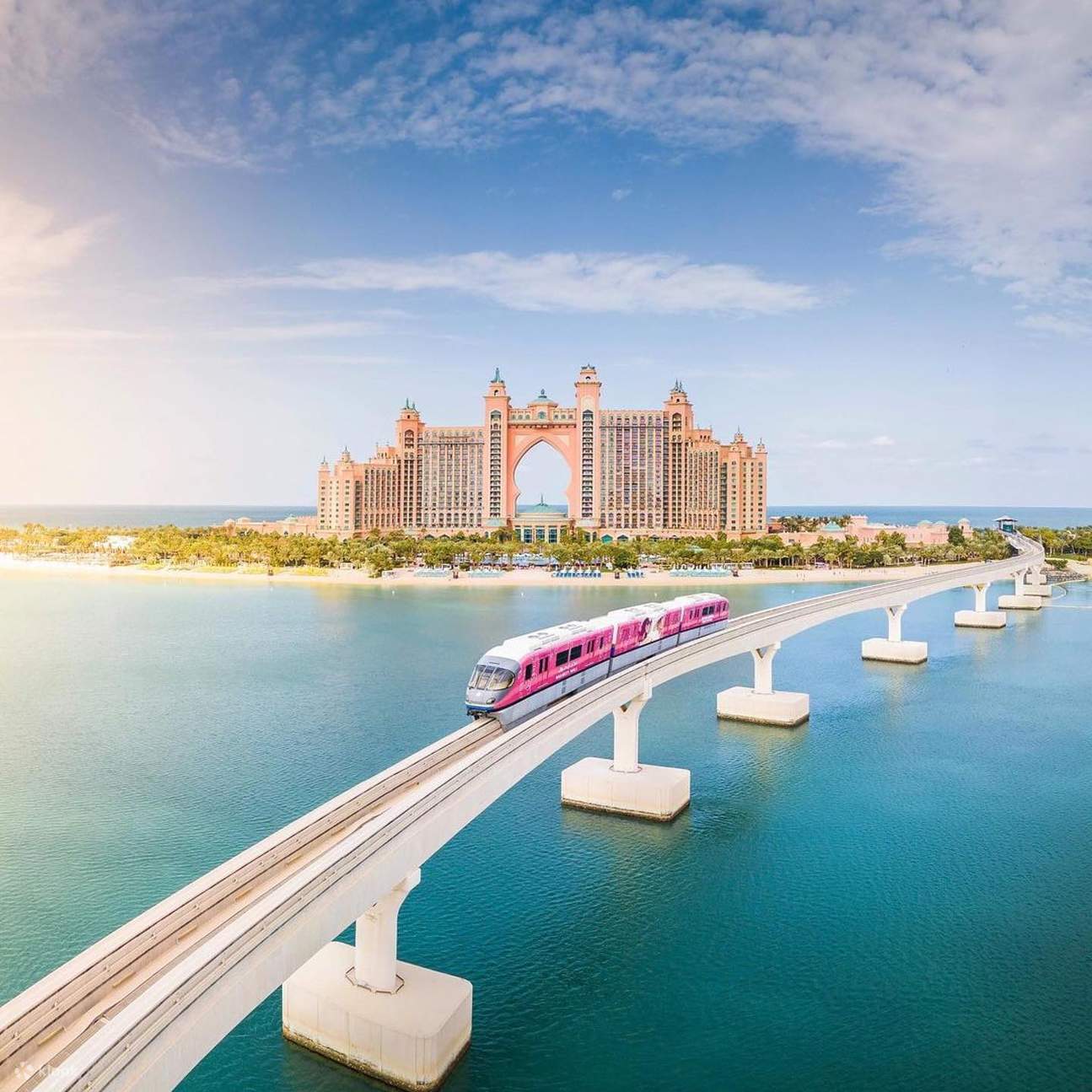 ThePalmMonorail-GatewaytoAtlantis.jpg